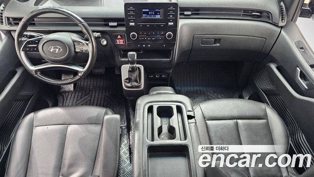 Hyundai Staria 2024 — photo 7