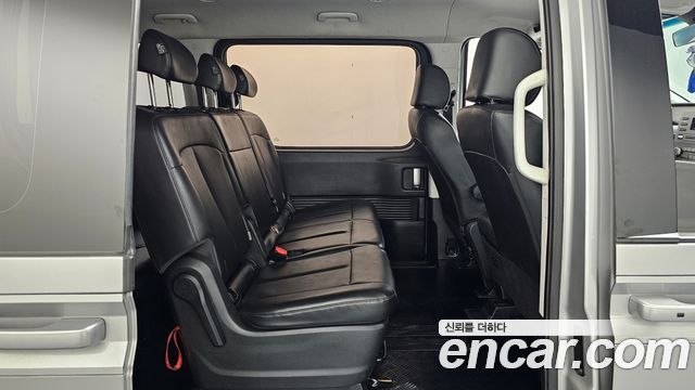 Hyundai Staria 2024 — photo 12