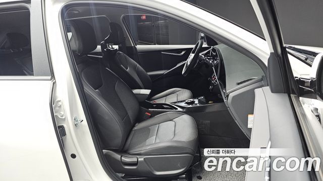 Kia Niro 2026 — photo 16