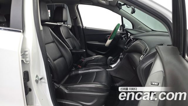 Chevrolet Korea Trax 2017 — photo 17
