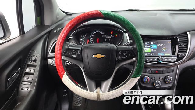 Chevrolet Korea Trax 2017 — photo 19