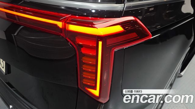 Kia Canival 2024 — photo 9