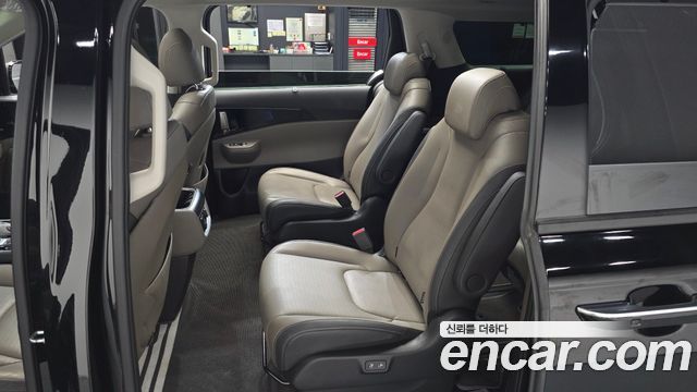 Kia Canival 2024 — photo 16