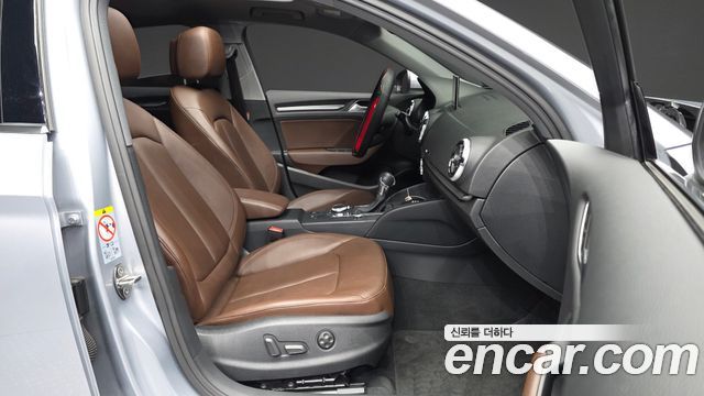 Audi A3 2020 — photo 17