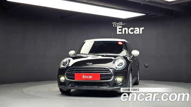 Mini Cooper 2019 — photo 3