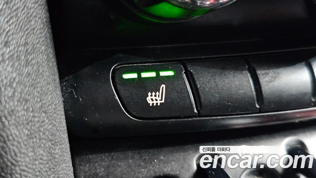 Mini Cooper 2019 — photo 18