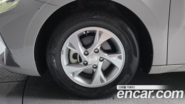 Hyundai AVANTE 2021 — photo 5