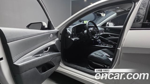 Hyundai AVANTE 2021 — photo 10
