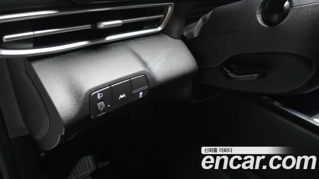 Hyundai AVANTE 2021 — photo 15