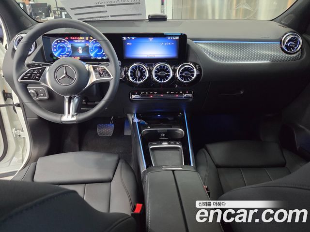 Mercedes-Benz EQA 2026 — photo 15