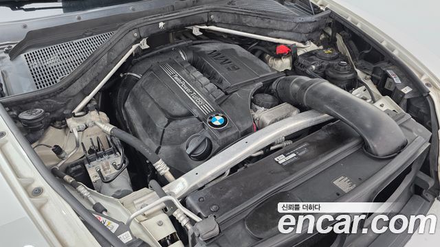 BMW X5 2011 — photo 6