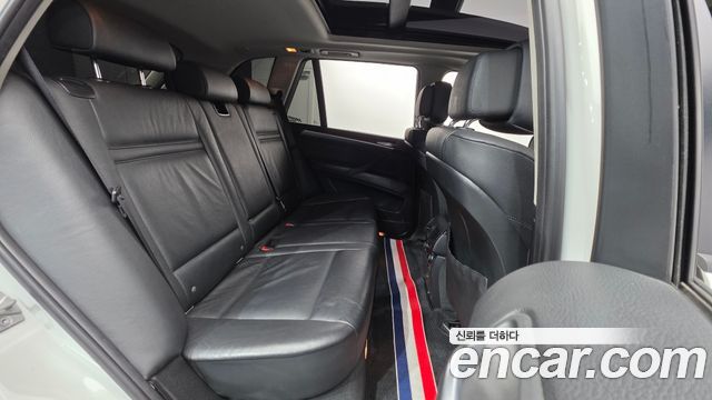 BMW X5 2011 — photo 19