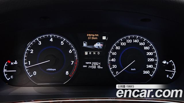 Hyundai Equus 2012 — photo 11