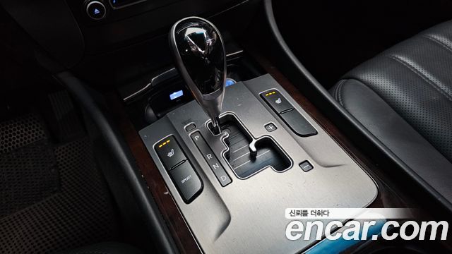 Hyundai Equus 2012 — photo 12