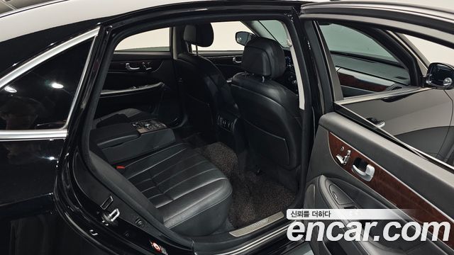Hyundai Equus 2012 — photo 18