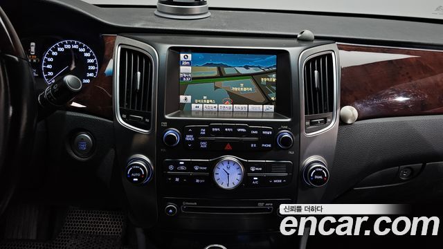 Hyundai Equus 2012 — photo 20