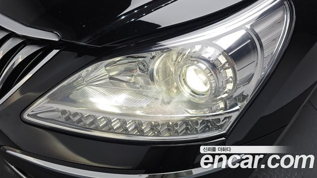 Hyundai Equus 2012 — photo 8