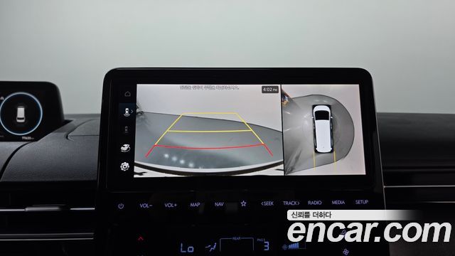 Hyundai Staria 2025 — photo 15
