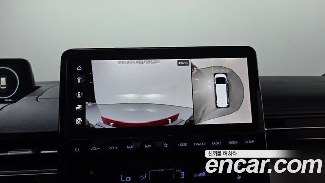 Hyundai Staria 2025 — photo 16