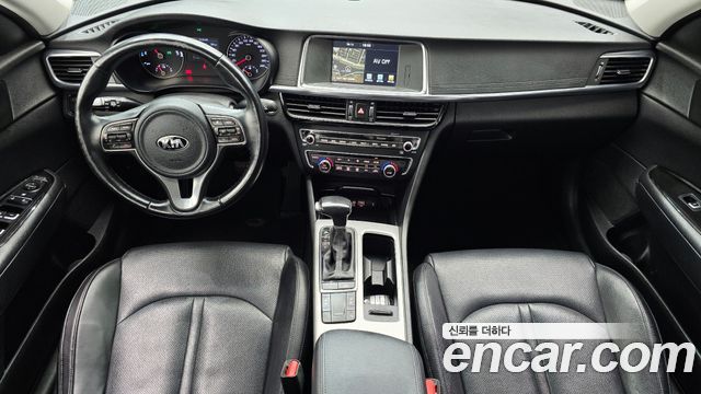Kia K5 2017 — photo 7