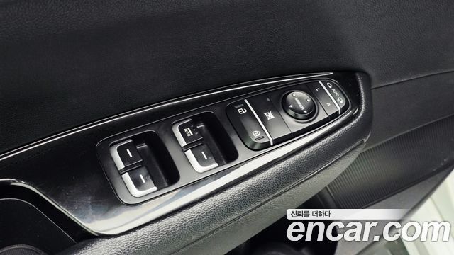 Kia K5 2017 — photo 15