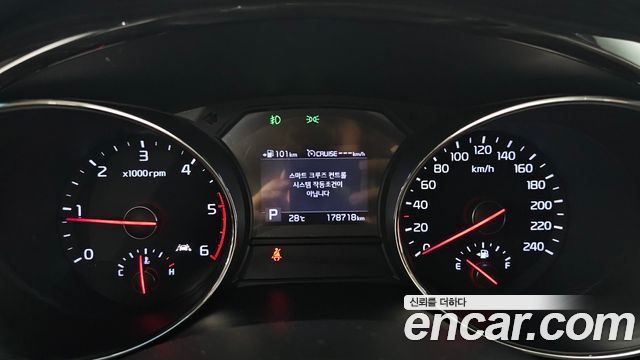 Kia Canival 2019 — photo 8