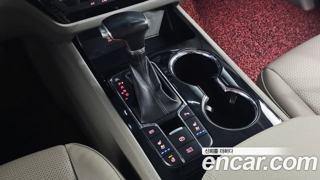 Kia Canival 2019 — photo 9
