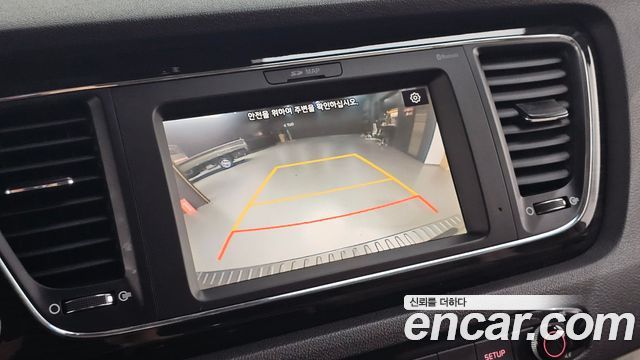 Kia Canival 2019 — photo 16