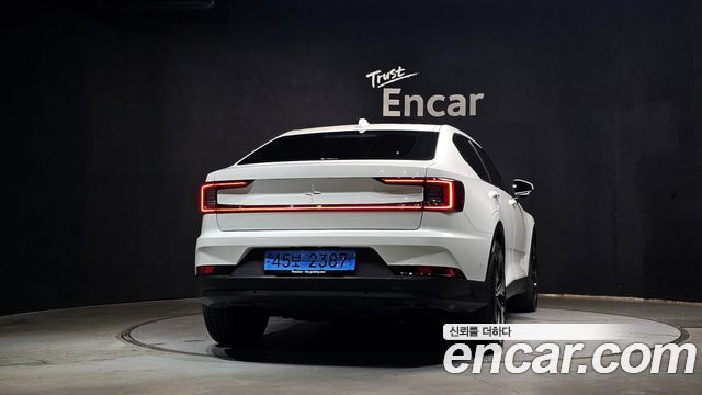 Polestar Polestar 2 2023 — photo 4