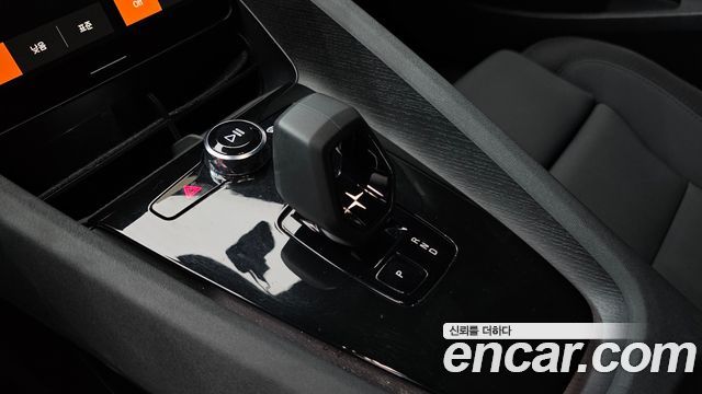 Polestar Polestar 2 2023 — photo 12