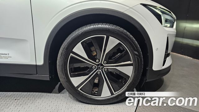 Polestar Polestar 2 2023 — photo 7