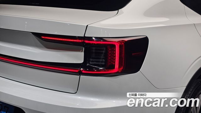 Polestar Polestar 2 2023 — photo 9
