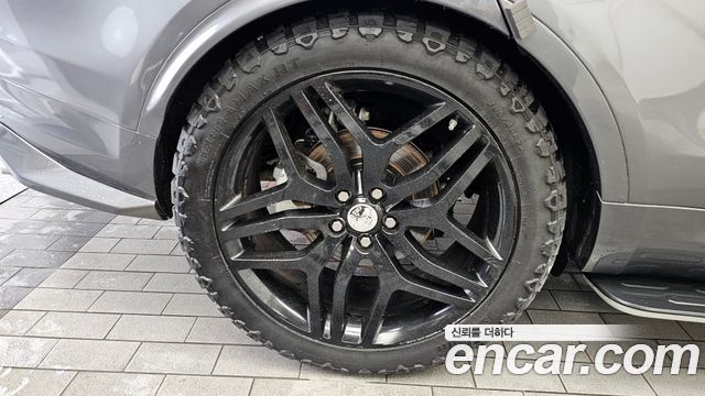 Land Rover Discovery 2018 — photo 5