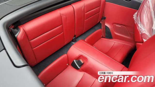 Porsche 911 2020 — photo 17