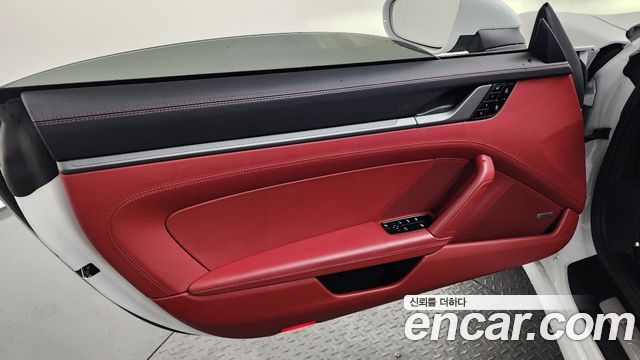 Porsche 911 2020 — photo 14