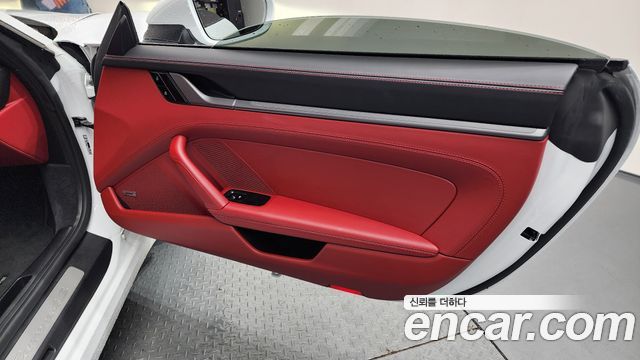 Porsche 911 2020 — photo 15
