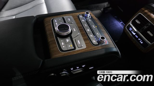 Kia K9 2022 — photo 23