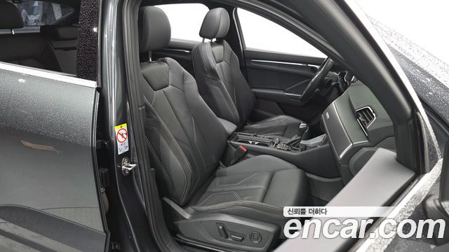 Audi Q3 2023 — photo 16