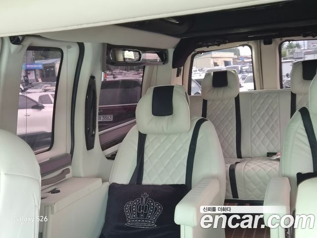 Chevrolet Express Van 2014 — photo 13