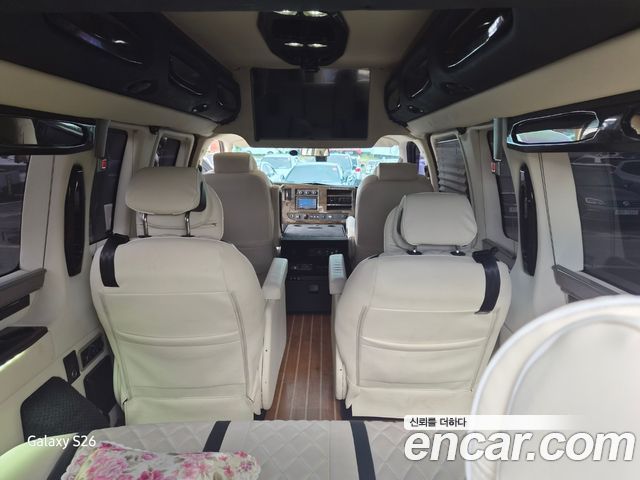 Chevrolet Express Van 2014 — photo 16