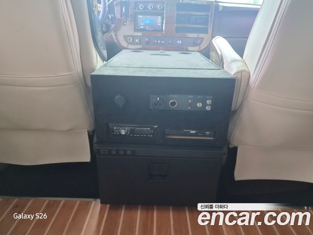 Chevrolet Express Van 2014 — photo 18