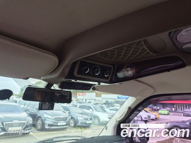 Chevrolet Express Van 2014 — photo 20