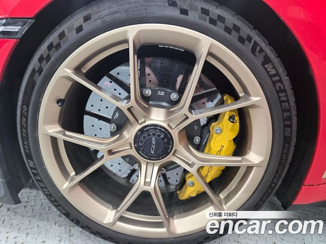 Porsche 911 2022 — photo 5