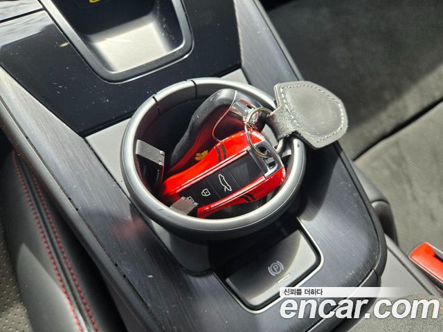 Porsche 911 2022 — photo 14