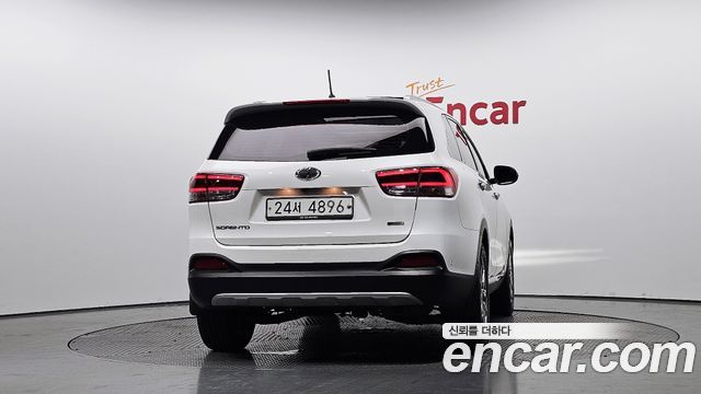 Kia Sorento 2016 — photo 4