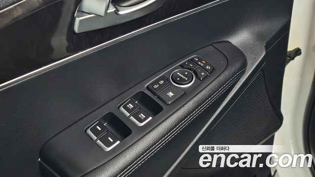 Kia Sorento 2016 — photo 31