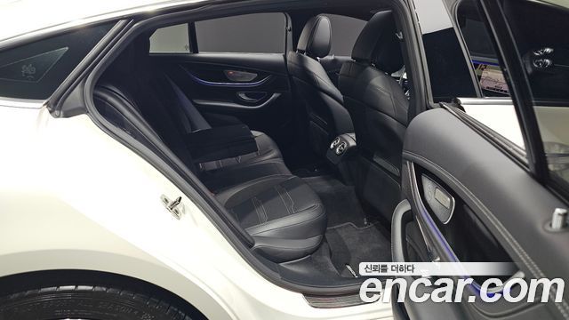 Mercedes-Benz AMG GT 2021 — photo 11