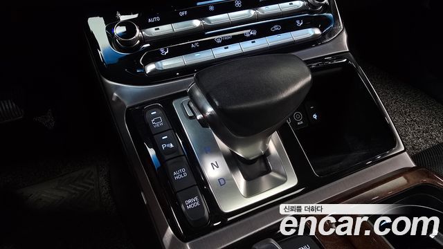 Genesis EQ900 2016 — photo 9