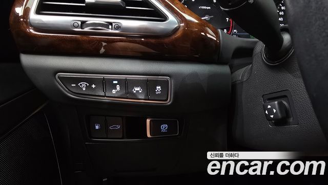 Genesis EQ900 2016 — photo 18