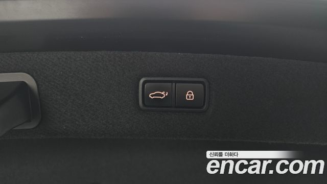 Genesis EQ900 2016 — photo 20